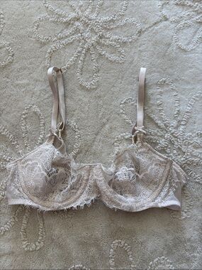 Lace bra